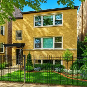 6236 N Francisco Ave, Chicago, IL, 60659