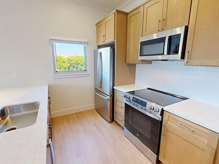 3322 Buchanan St #306 — Photo 4