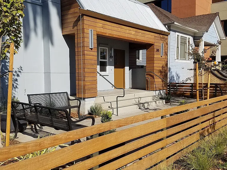 2813 Q St — Photo 12