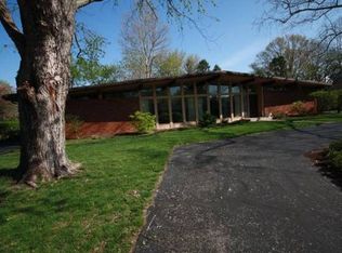 1512 Hunter Pl, Columbus, IN 47203