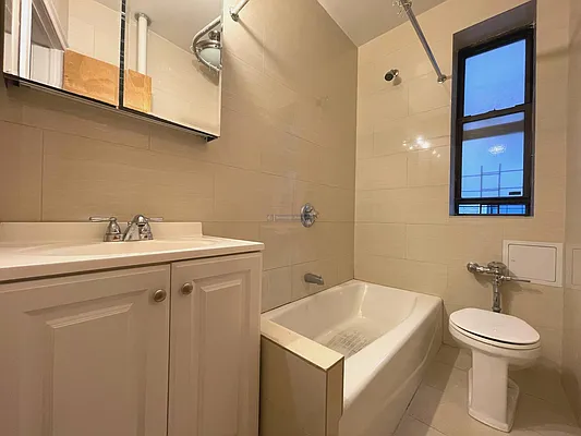 Rented by Sovereign Associates | media 2