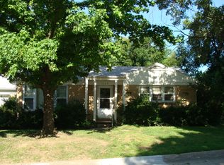 1425 Vista Ln, Manhattan, KS 66502