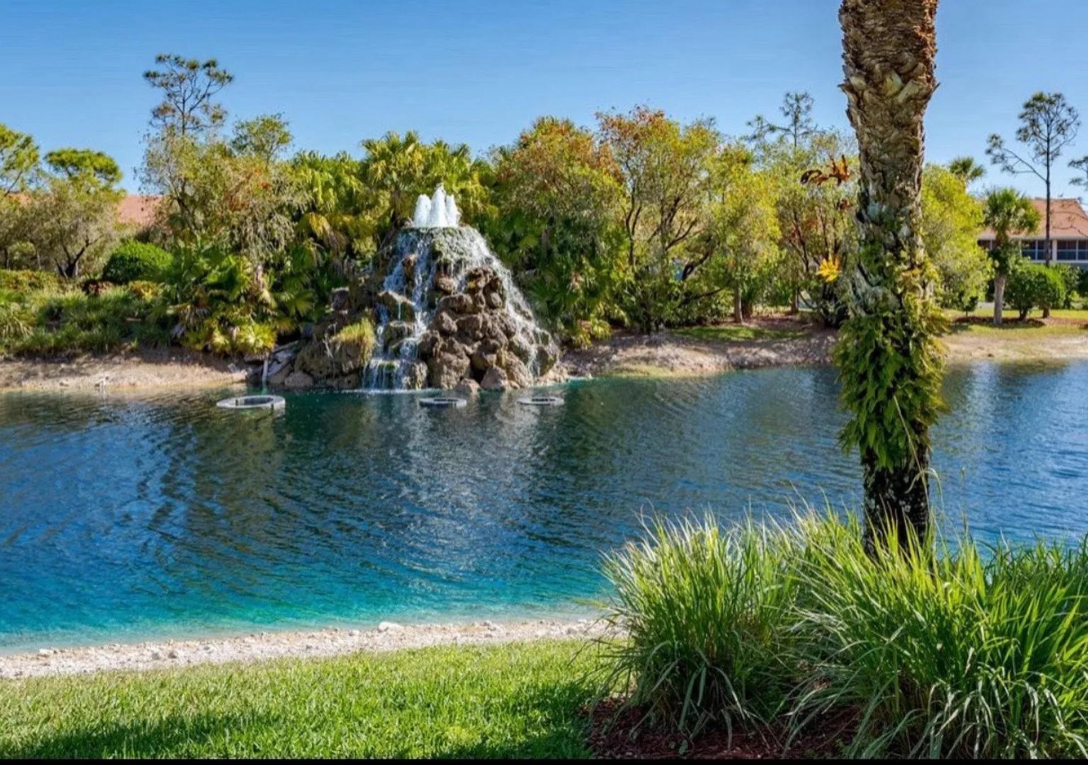 ** Falling Waters Beach Resort 2/2 Remodeled Beautiful Ground Floor Unit Available ** Seasonal ** — Photo 1