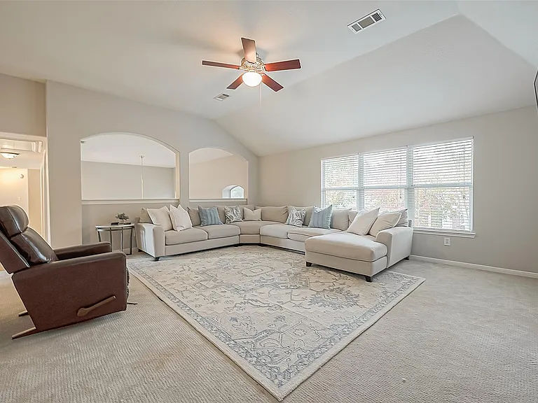 4202 Stone Oak Ct — Photo 10