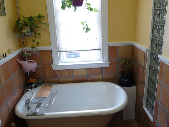 2nd Floor Bath