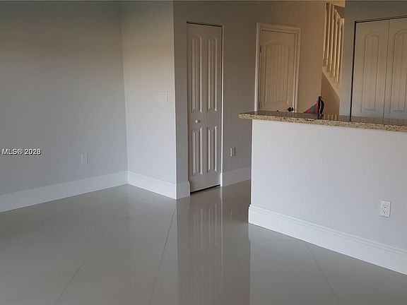 4th image of 1720 NE 33rd Ave #1085