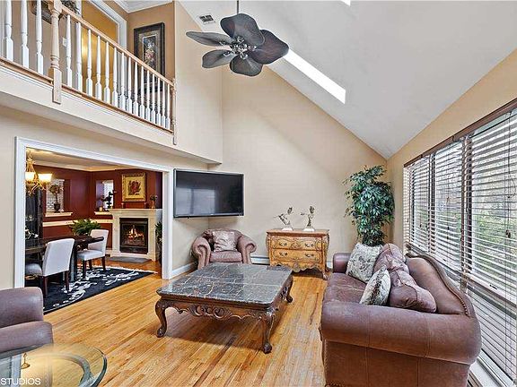 2nd image of 62 Sugar Toms Ln