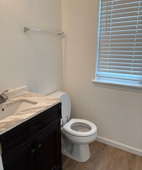 15472 Jost Main St — Photo 6