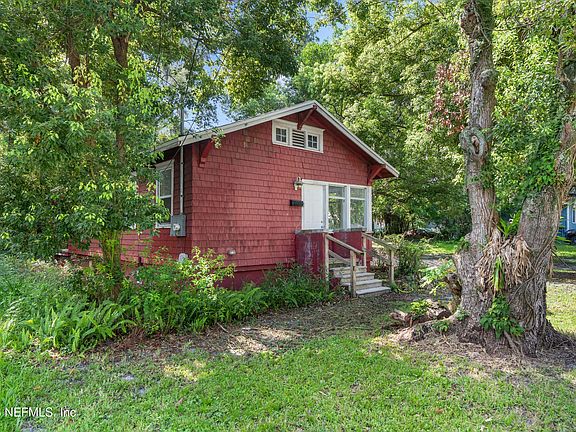 2nd image of 2121 FLESHER Avenue