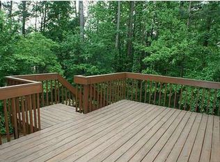 670 Stone House Ln, Marietta, GA 30064