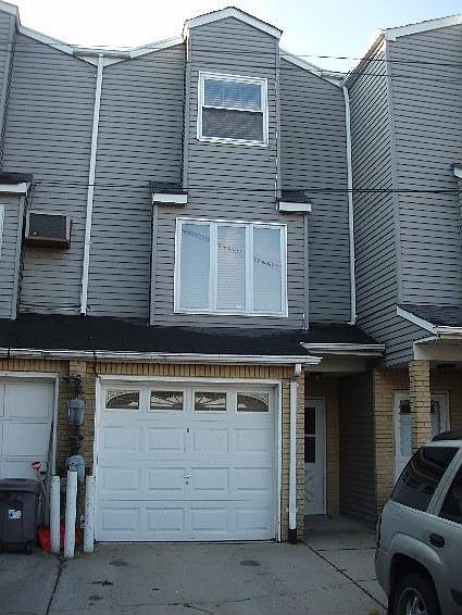 1st image of 24 Girard St