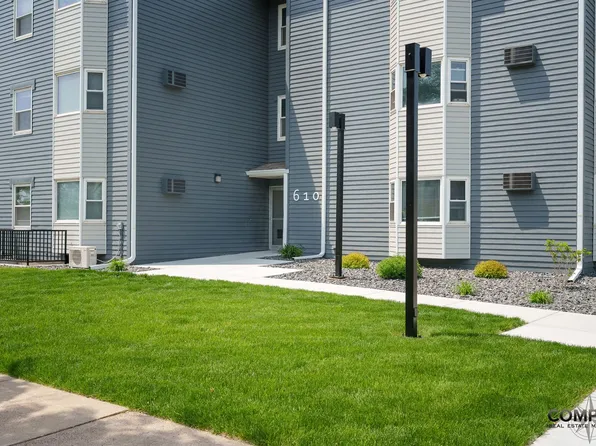 610 Gray St Apartments