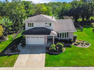 14515 Creek Crossing Dr, Orland Park, IL 60467