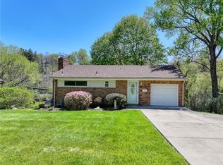 16 Sioux Rd, Pittsburgh, PA 15241