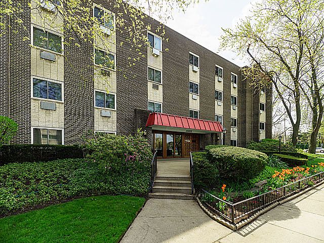 1st image of 10015 Beverly Dr APT 410