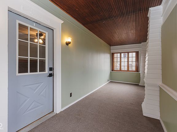 4th image of 120 N Center St