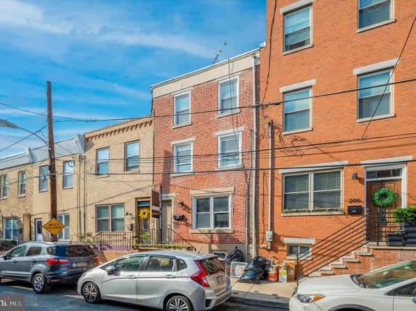211 Mountain St, Philadelphia, PA 19148