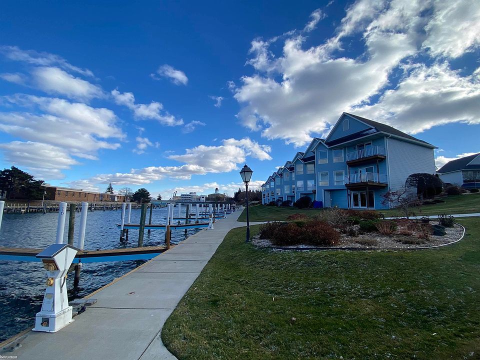 837 N Pointe Dr, Port Huron, MI 48060 MLS 50096313 Zillow