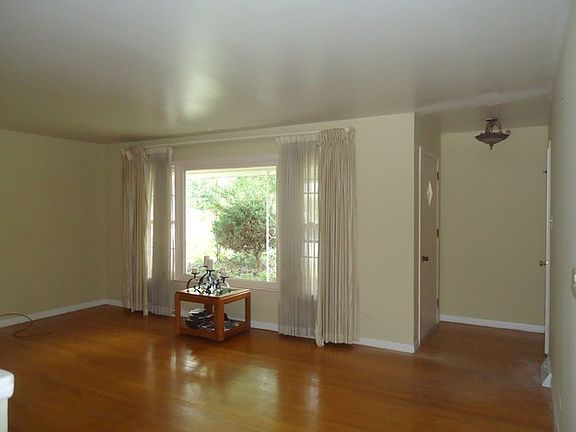 2nd image of 12447 Moody Ave