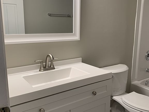 5th image of 115 Harbor Dr