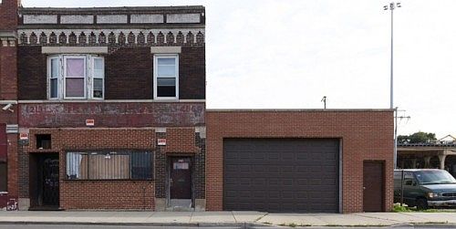 2nd image of 1213 W 63rd St