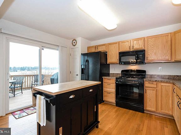 4th image of 186 S Savanna Dr