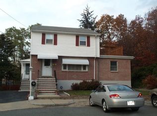 60 Collins St, Hyde Park, MA 02136