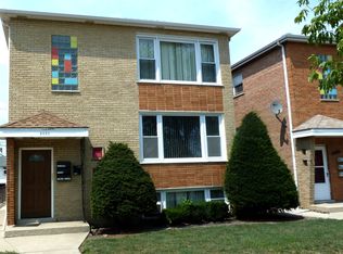 3620 W 111th St APT 2, Chicago, IL 60655