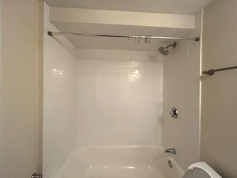 2747 Washington St #2 — Photo 10