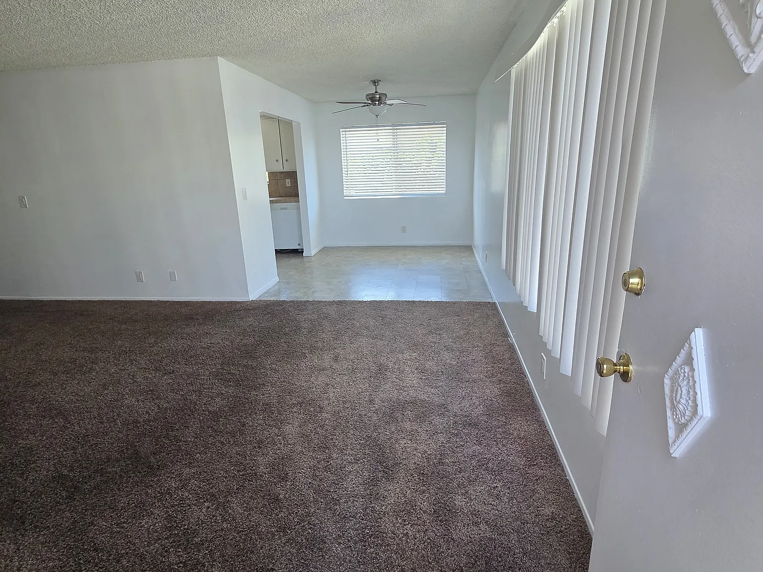 2 bed, 850 sqft, $2,895 — Photo 3