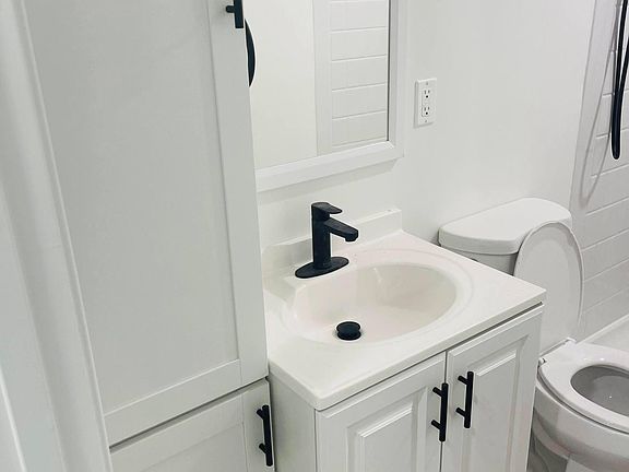 2nd image of 2048 N Elderberry Dr