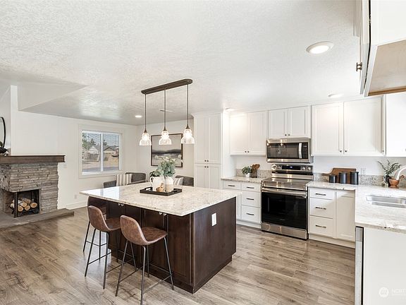 5th image of 9017 NE 21st Avenue
