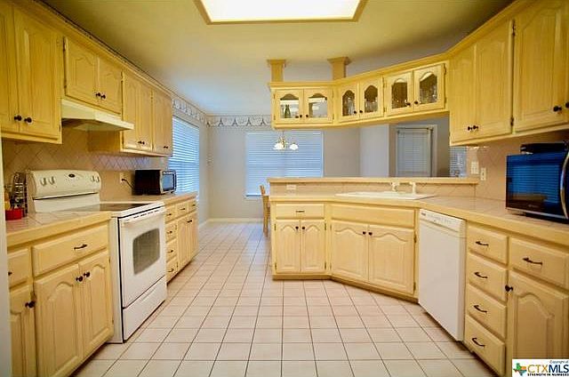 2nd image of 152 Parkridge Cir