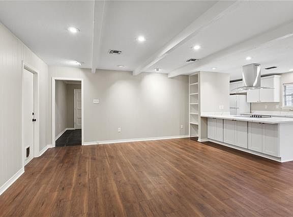 4th image of 4712 Southshore Dr