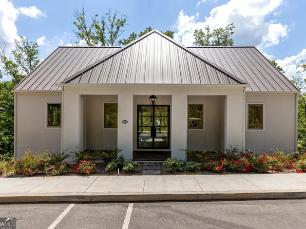 1064 Lupo Loop, Chattahoochee Hills, GA 30268