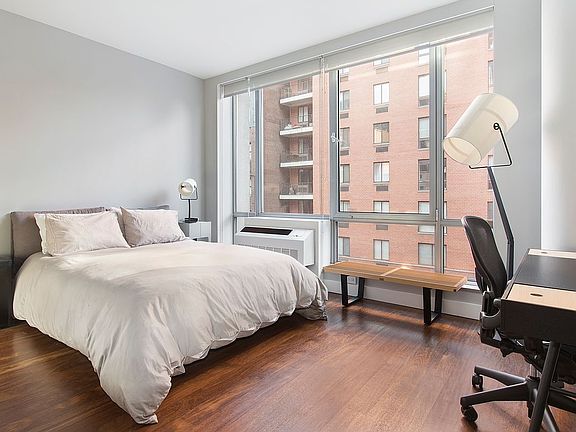 5th image of 444 W 19th St APT 405