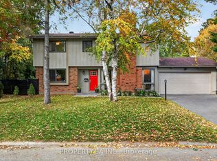 22 Northview Rd, Ottawa, ON K2E6A7