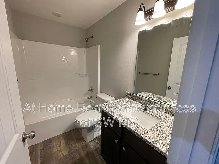 3897 W Linwood St — Photo 6