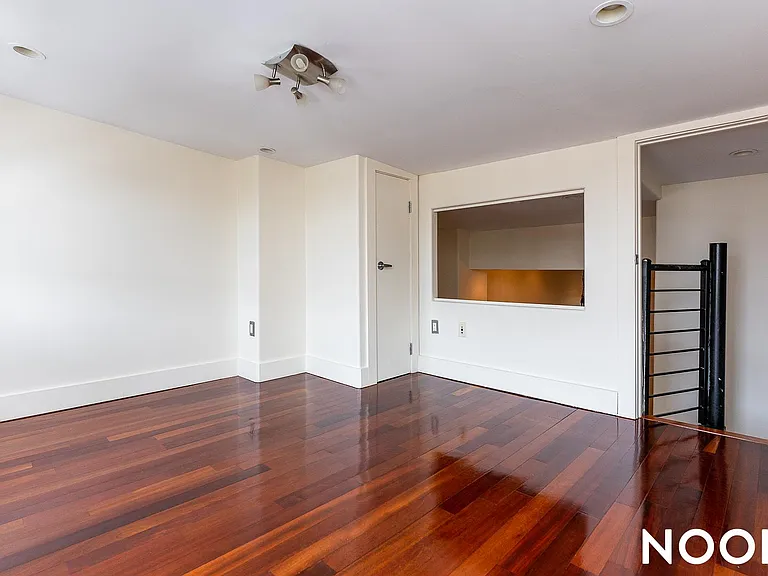 184 Jefferson St #3L — Photo 5