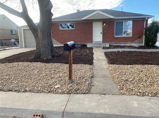 7251 Avrum Dr, Denver, CO 80221