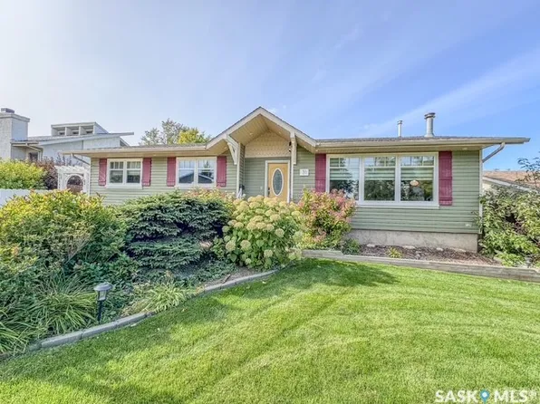 31 Burke Crescent, Swift Current, SK S9H 4E4