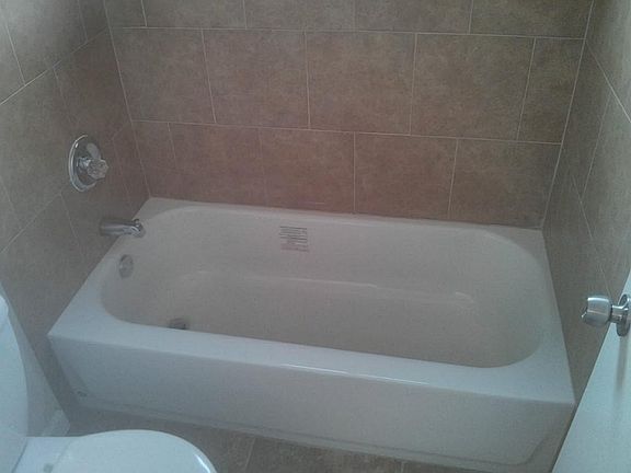 5th image of 5109 Meadow Crest St