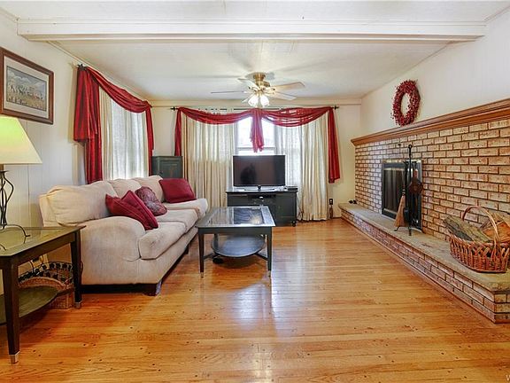 2nd image of 69 Cherrywood Dr