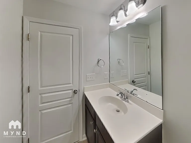 182 Red Admiral Ct — Photo 25