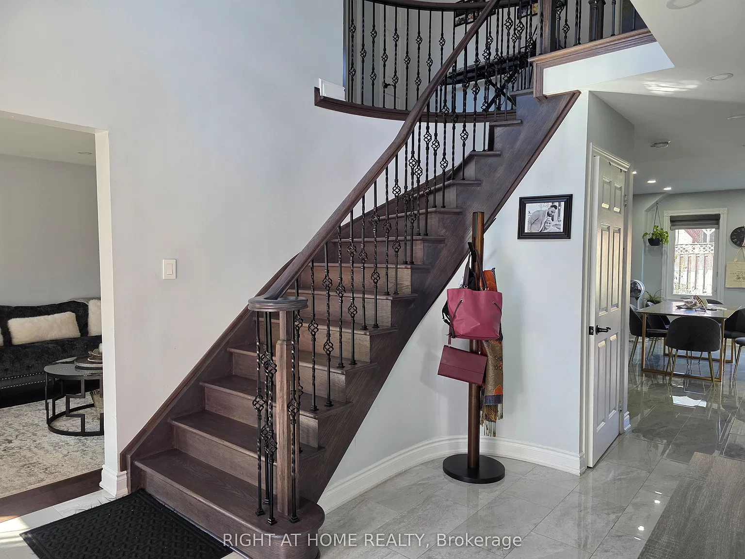 4 bed, $3,600 — Photo 4