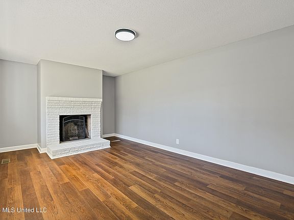 5th image of 236 Brownsferry Rd