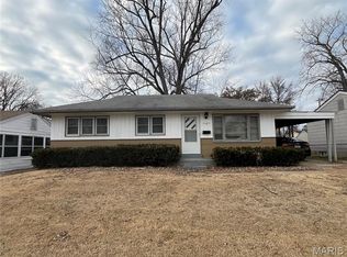 1695 Crowder Dr, Florissant, MO 63031