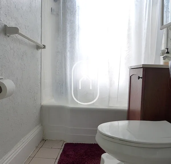 141 Sutherland Rd #1 — Photo 3