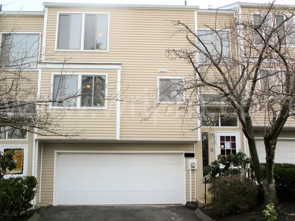 106 Shepard Ave, Hamden, CT 06514