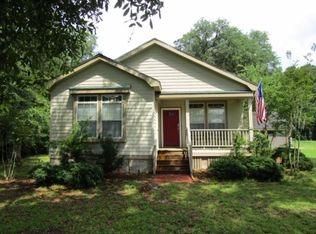 475 Lake Rosalind Dr, Midway, GA 31320